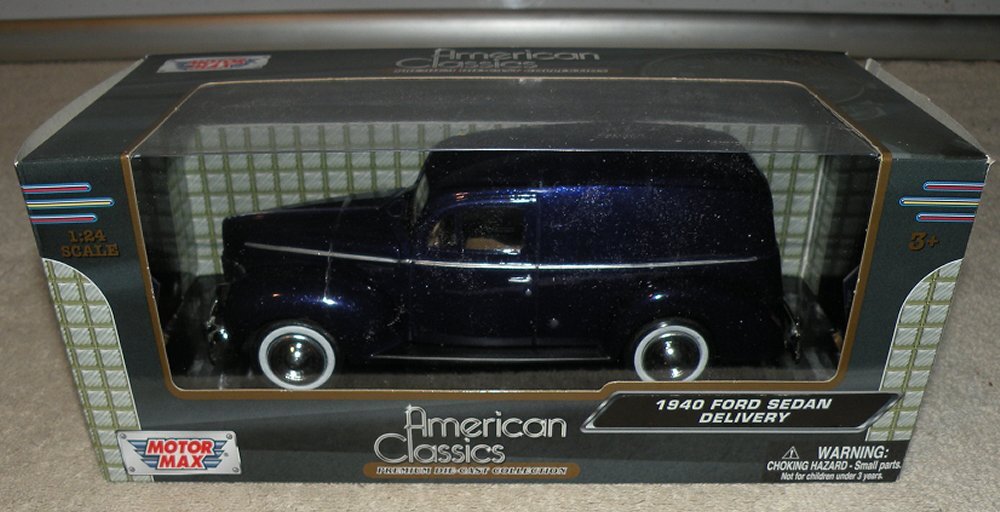 Motor Max American Classics Premium Die Cast Coll. 1940 Ford Sedan Delivery NIB